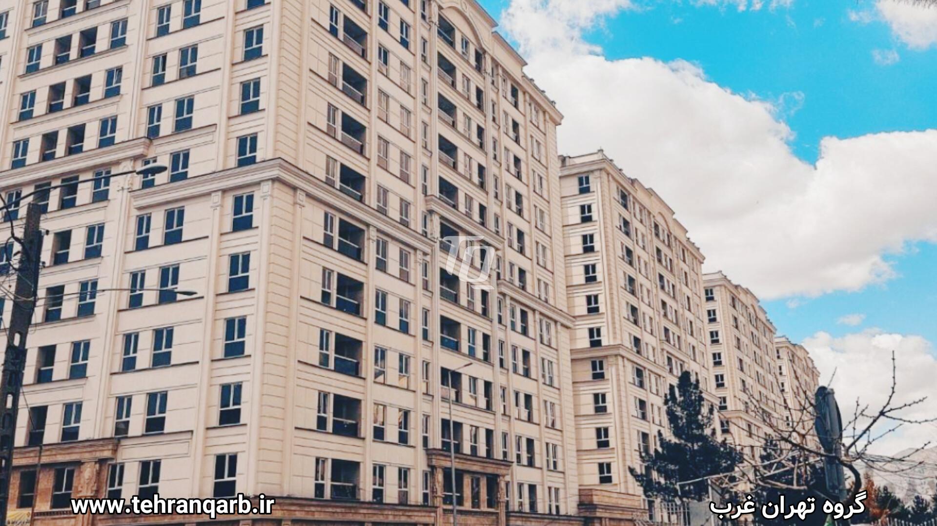 نمای شمال شرقی رونیکا پالاس مژده