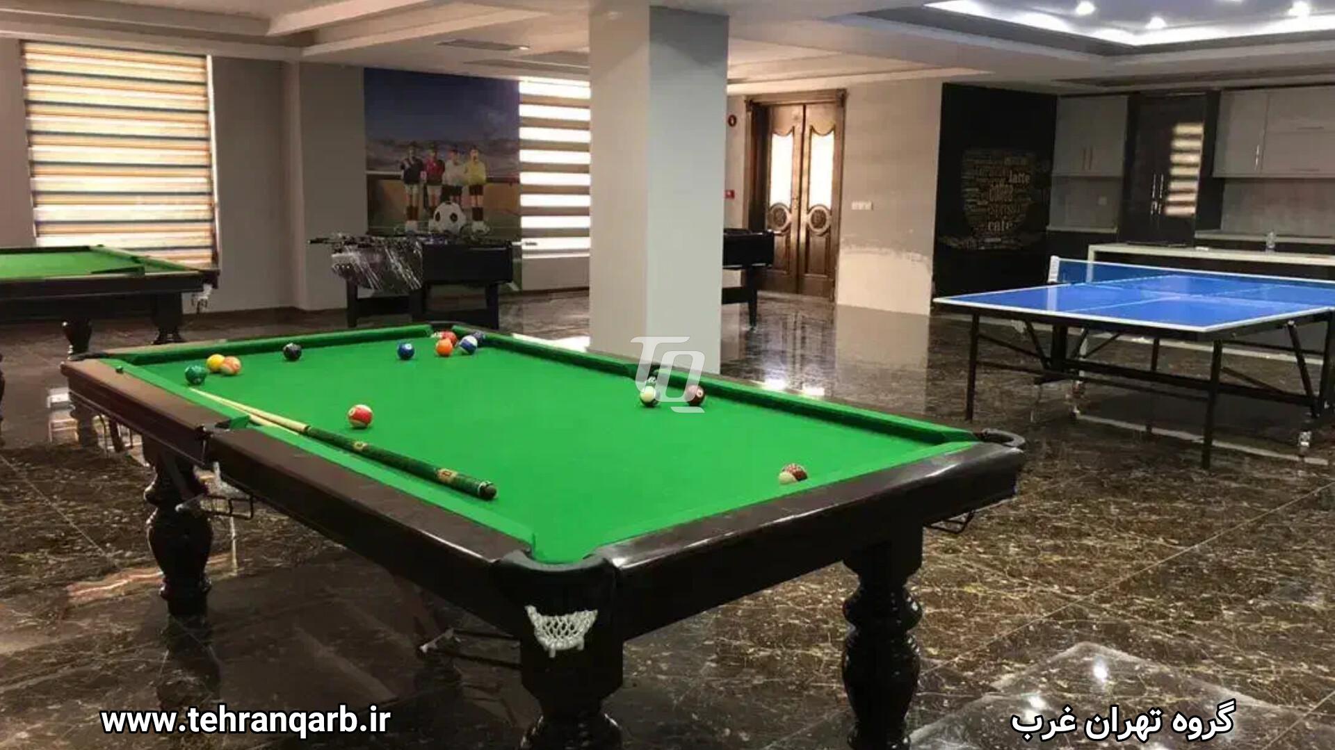 سالن بیلیارد رونیکا پالاس حیاط