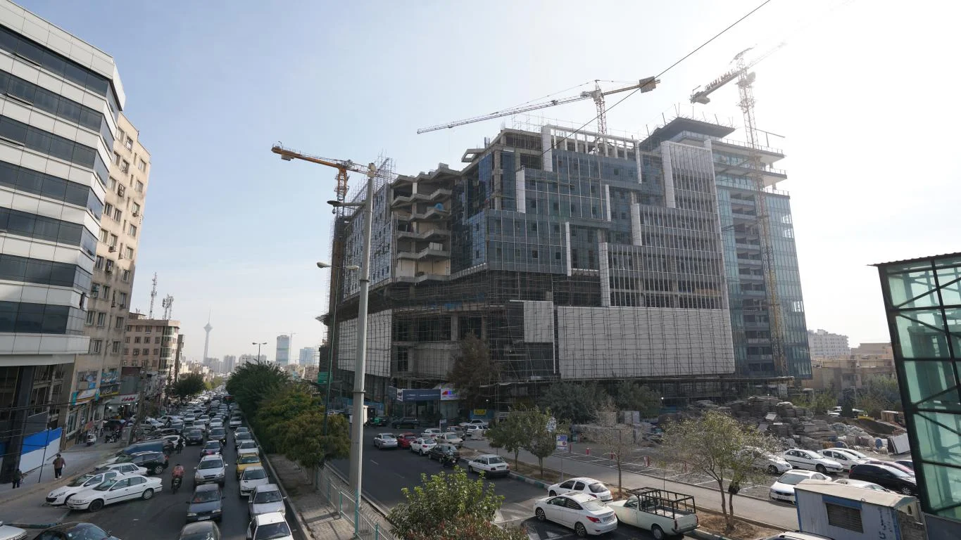 نمای شمالی تراس سنتر سعادت اباد