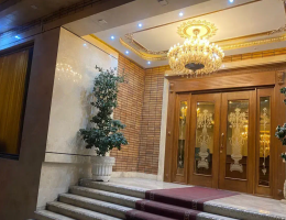 ورودی رونیکا پالاس بام پونک